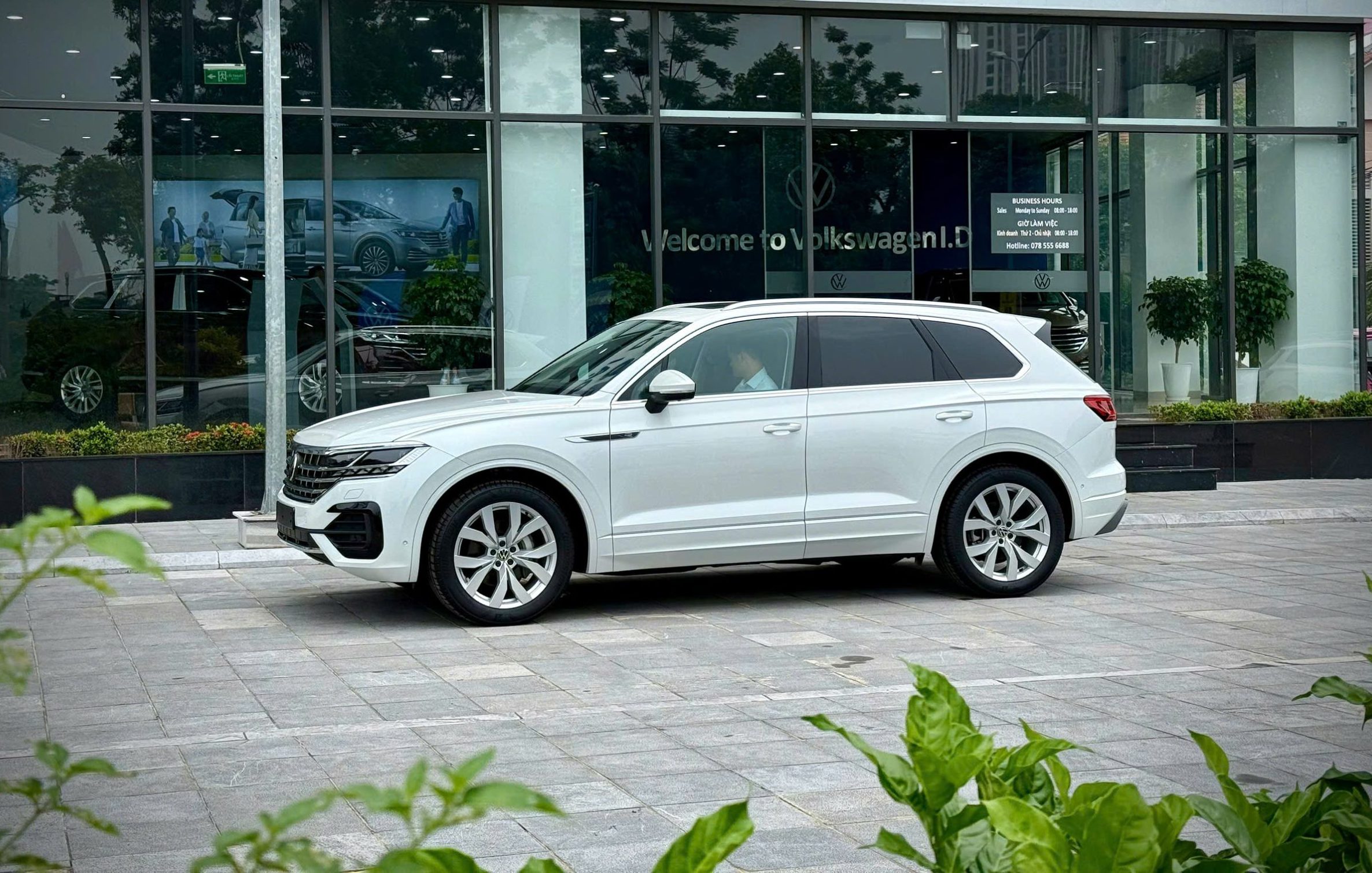 giá xe touareg tốt nhất